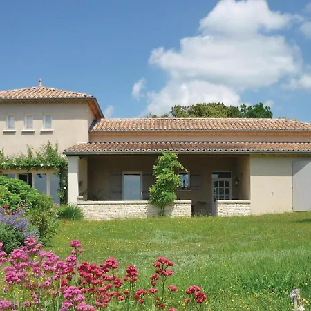 3 Bedroom Awesome In Laven