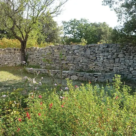 Holiday home 3 Bedroom Awesome In Laven Orgnac-l'Aven